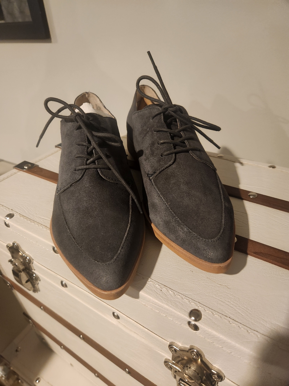 NWOT Dolce Vita Grey Suede Oxford  Shoes